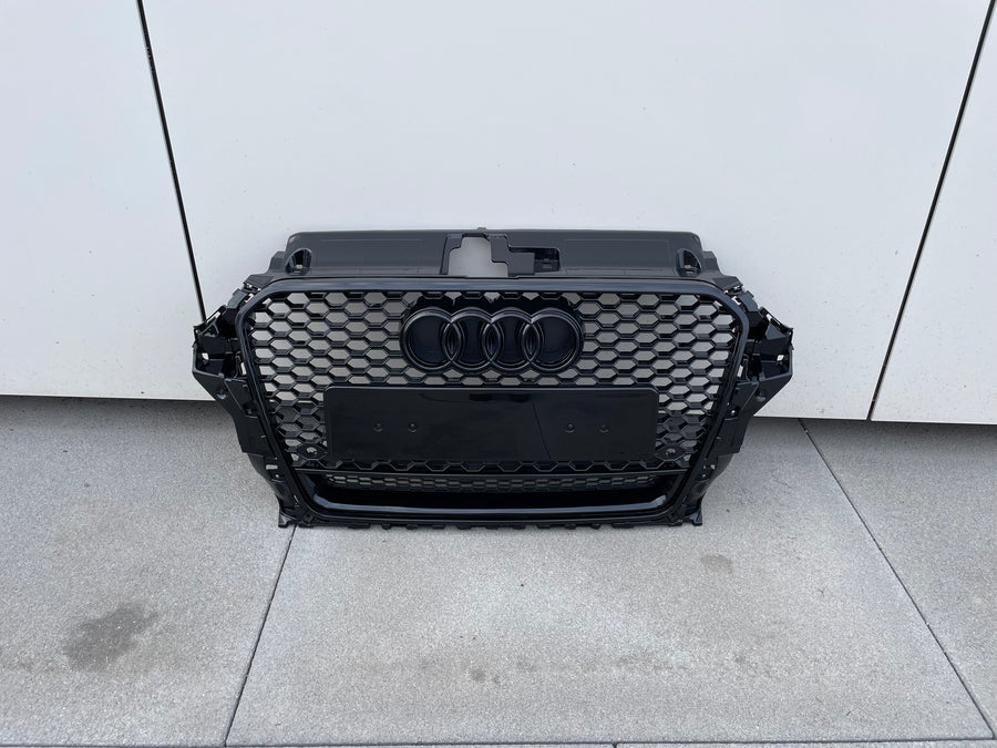 Calandre look RS3 full black Audi A3 8V pre-LCI 13-16